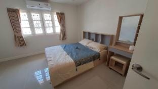 บ้านจุรีรัตน์  บ้านพักทั้งหลัง Vacation rental in Bangkok