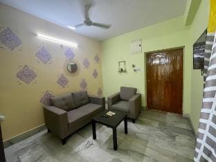 Beautiful 2bhk with free parking Vacation rental in Hyderabad