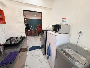 Stunning- 1BHK with view city view. Bandra west Vacation rental in Mumbai