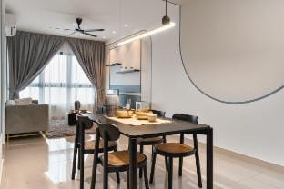 Sunset Skyline 3BR @ M Vertica | MRT+Wi-Fi+Netflix Vacation rental in Federal Territory of Kuala Lumpur