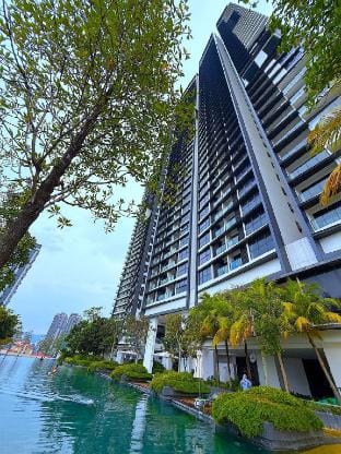 Continew"Amazing Studio With Kitchen & Living Room Vacation rental in Federal Territory of Kuala Lumpur