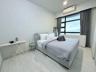 L Homestay SeaView Jesselton Quay KK 28th T1 Vacation rental in Kota Kinabalu