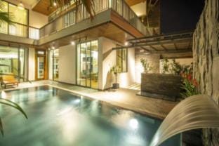 Villa Đà Nẵng_ bể bơi riêng _ miễn phí sân bay  Villa in Da Nang