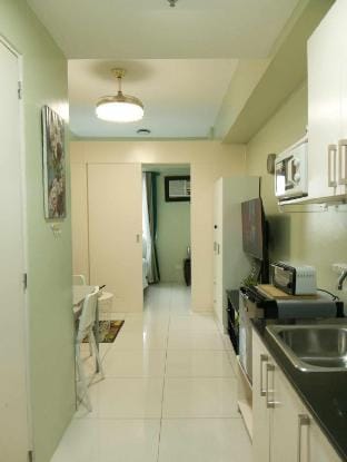 Green Leaf Unit at Green Resisdence Taft Apartment in Manila City