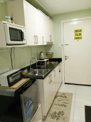 Green Leaf Unit at Green Resisdence Taft Apartment in Manila City