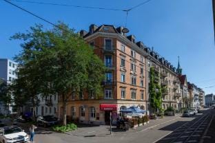 Apt 2B: Central Location: Spacious 2-BR Apartment Apartment in Zurich City