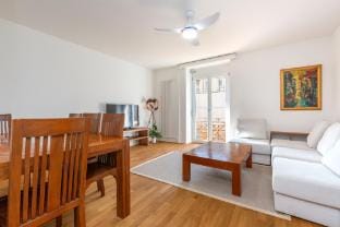 Apt 2B: Central Location: Spacious 2-BR Apartment Apartment in Zurich City