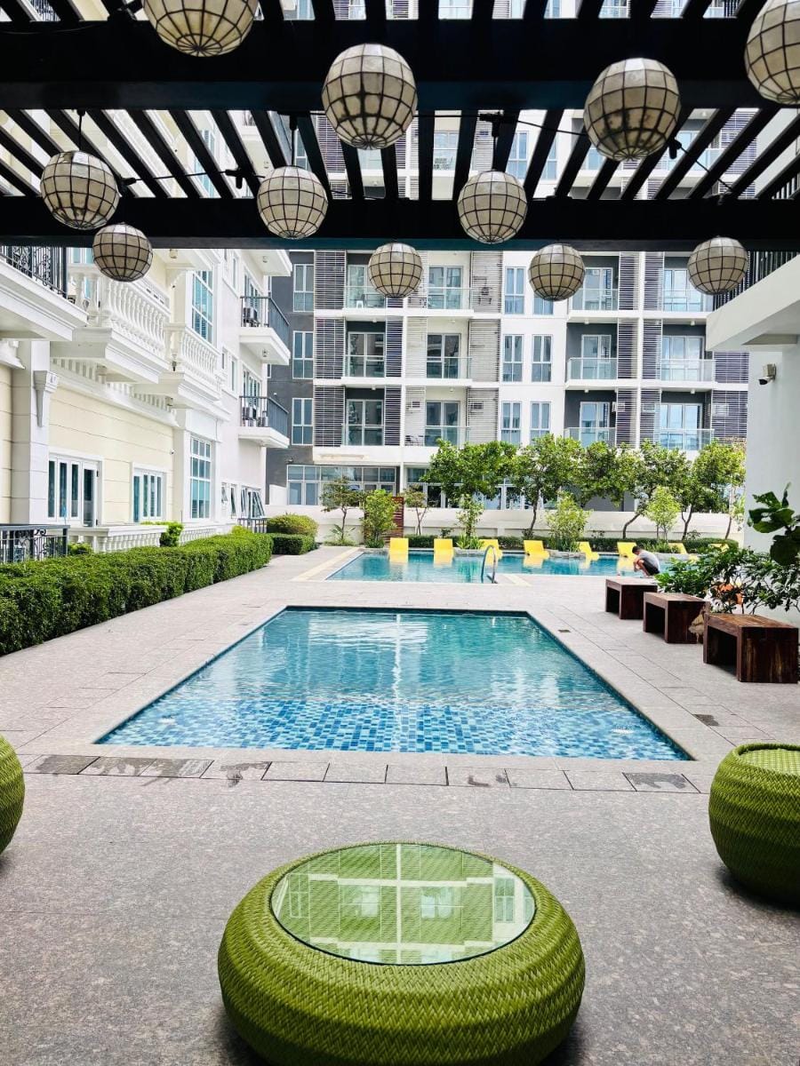 Spacious Comfort Charm Apartment in Iloilo City