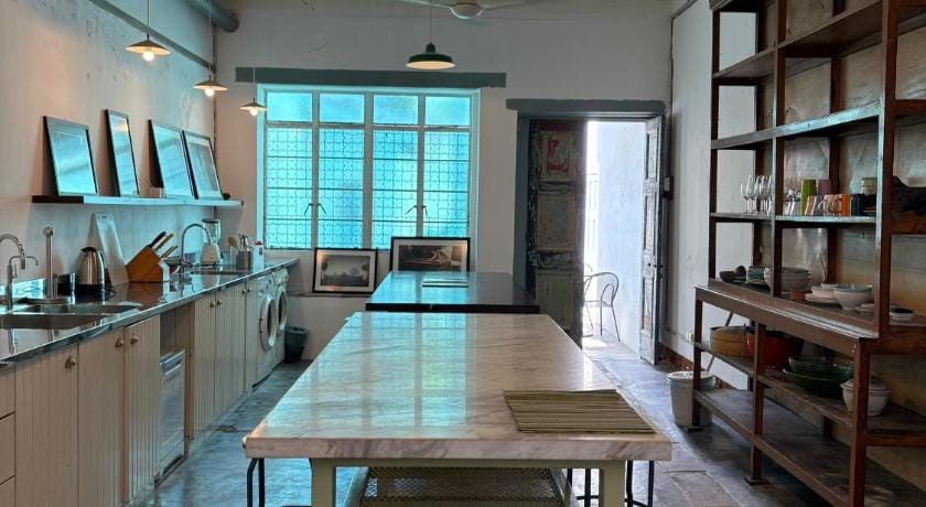 Ah Tong Residence by Aayu - Kimberley Night Market Bed and Breakfast in George Town