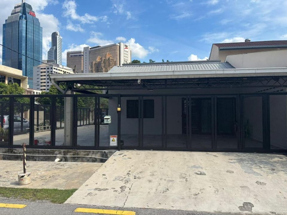 Owl hostel @ Chow Kit Neighborhood in Kuala Lumpur Vacation rental in Federal Territory of Kuala Lumpur