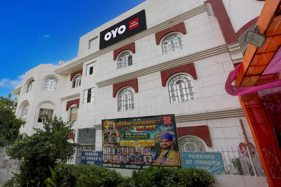 Hotel O by OYO VP GRAND Hotel in Delhi