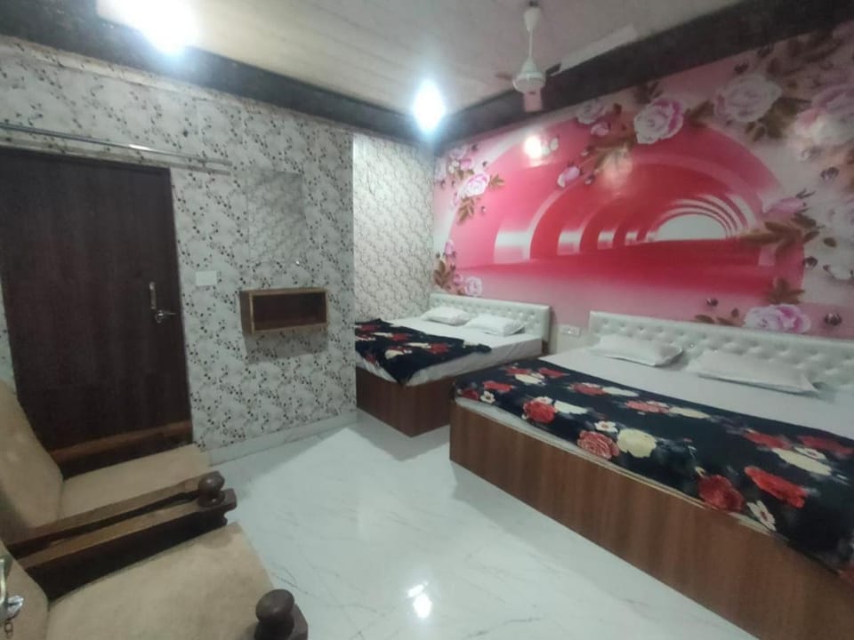 Shree Bankey Bihari Atithi Bhawan Bed and Breakfast in Uttar Pradesh