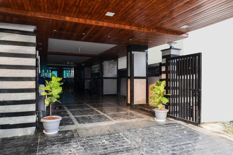 Hotel O Peddamma Temple Hotel in Hyderabad
