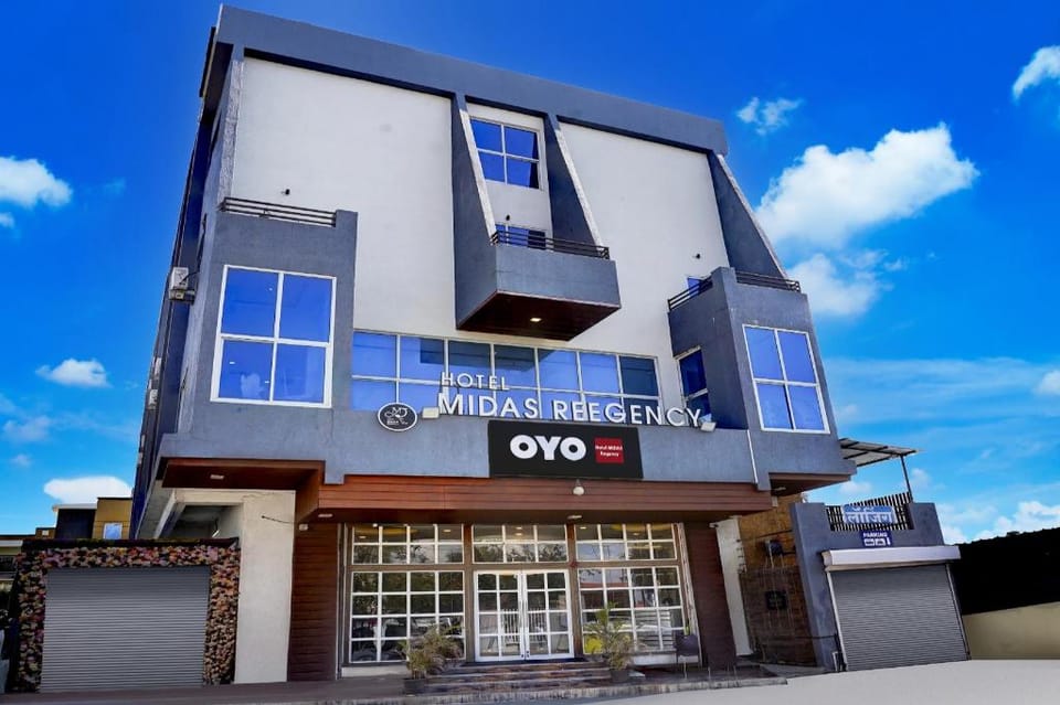 Hotel O by OYO MIDAS Regency Hotel in Maharashtra
