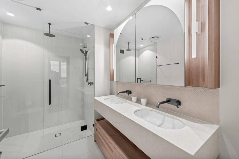 The Star Residence 2BR by SAMAH Apartment in Brisbane City