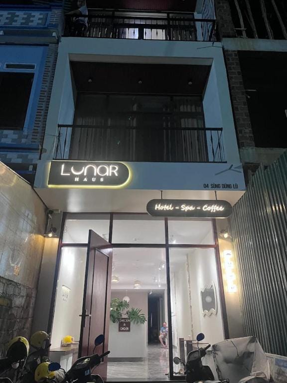 Lunar Haus Hotel in Vietnam