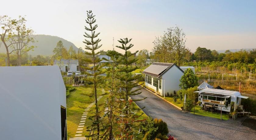 myrrh Resort เมอร์รีสอร์ท Villa in Laos