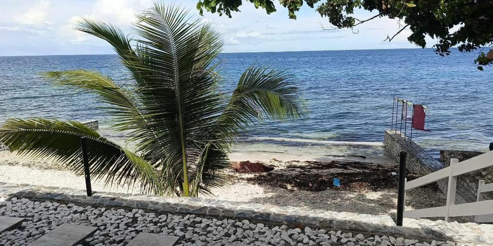 The South Hideaway Oslob Apartment in Oslob