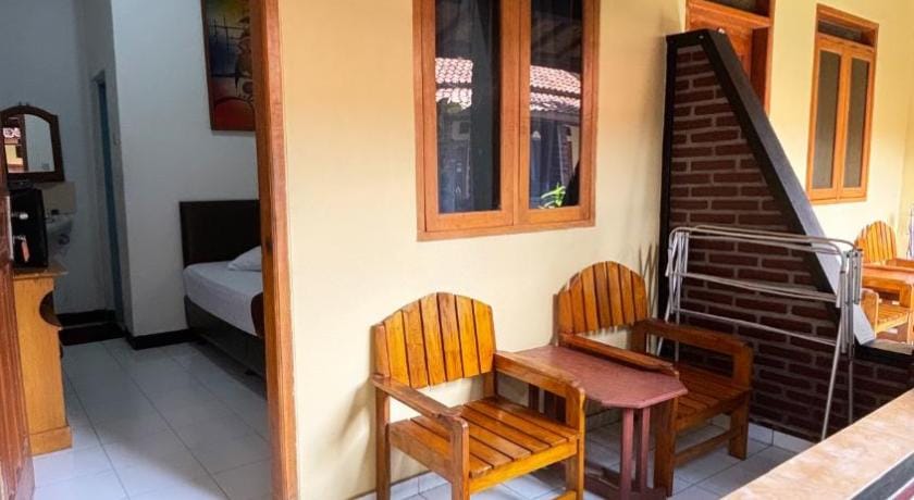 Rinjani Homestay Hotel in West Java