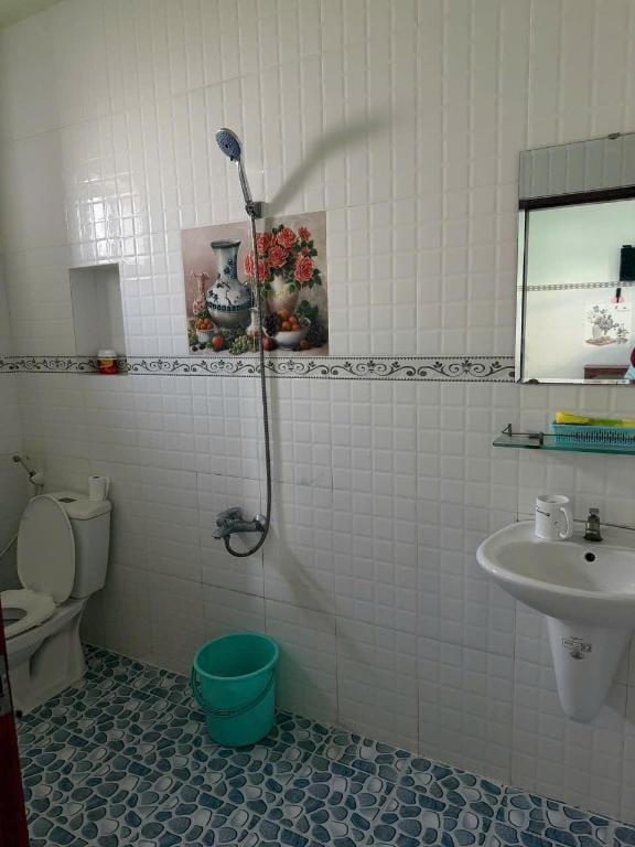 Nhà nghỉ Ngọc Thạch 999 Hotel in Bình Thuận Province