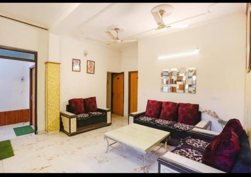 Hotel Limewood@Railway Station Dehradun Hotel in Dehradun