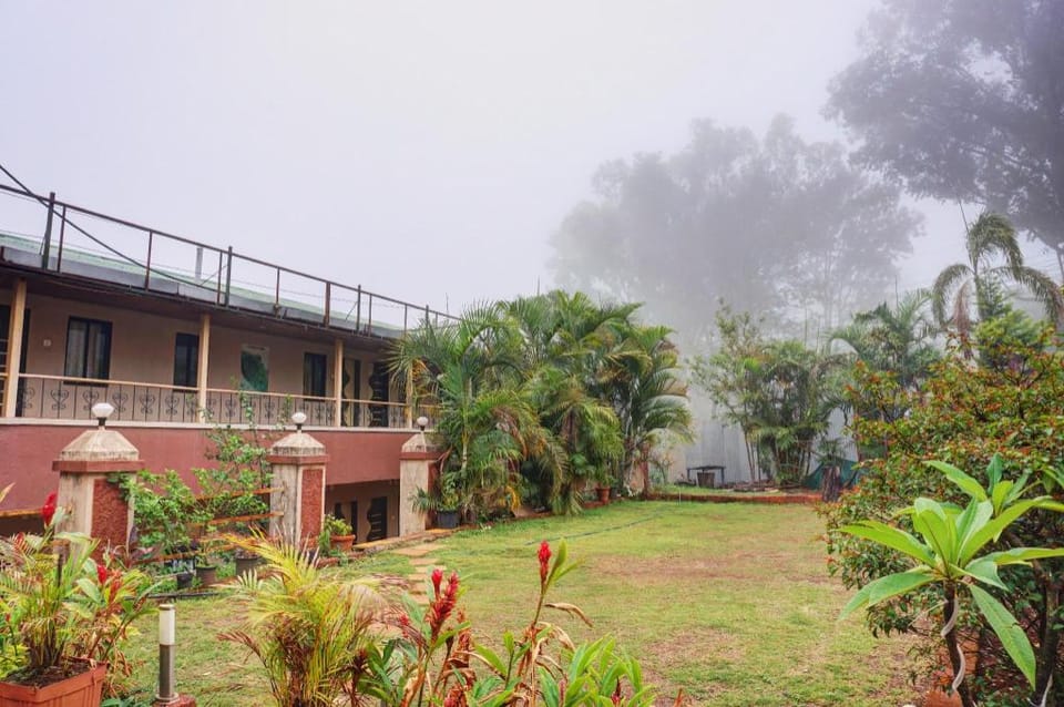 Valleyview's Residency Hotel in Maharashtra