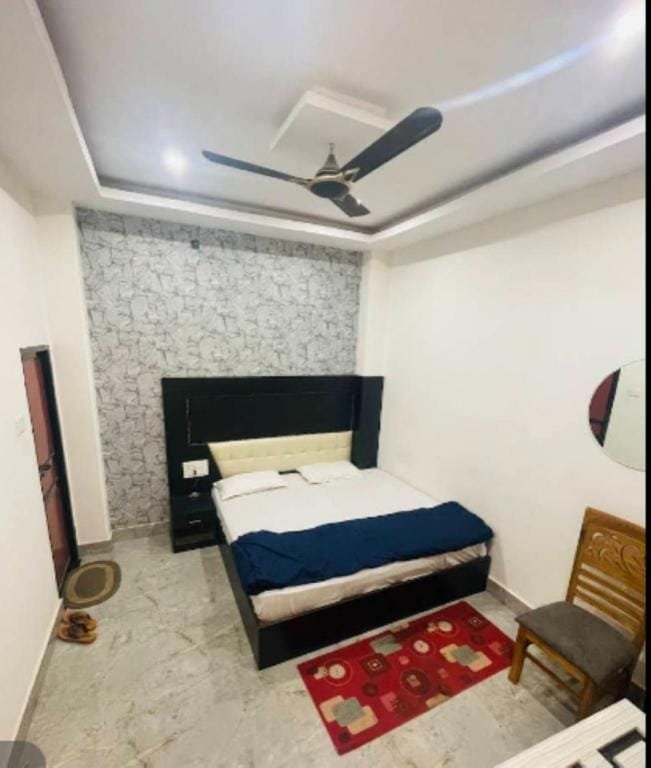 Hotel lotus inn Apartment in Varanasi