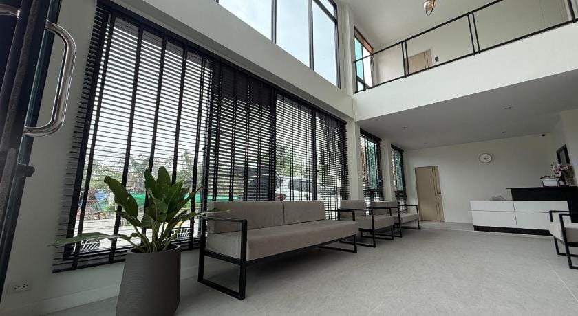 Cha V Place Buriram - ชาวีเพลส บุรีรัมย์ Apartment hotel in Laos