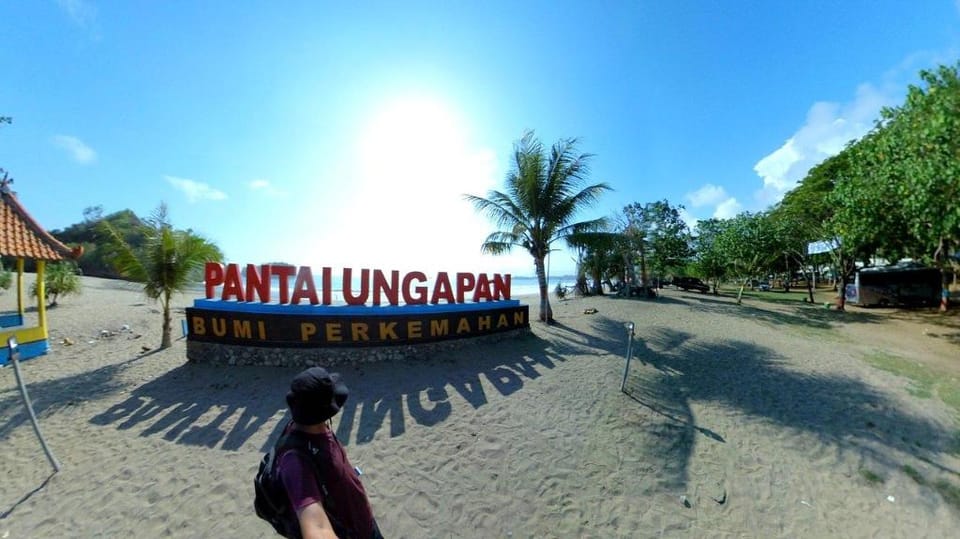 VIO HOMESTAY PANTAI UNGAPAN Hotel in East Java