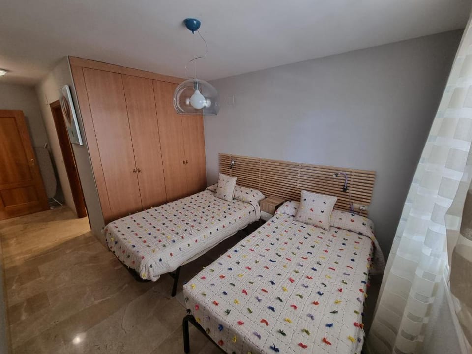 Spacious Apartment with all facilities just a few metres from the Beach Apartment in Benalmadena