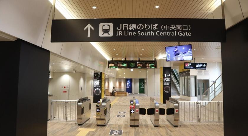 Bentencho Station73YADOS Hotel in Osaka