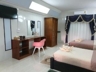 Family House Lampang Apartment in Thailand
