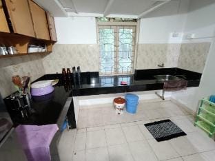 2BHK Near Calangute Beach With AC/WiFi/Backup- F2 Vacation rental in Calangute