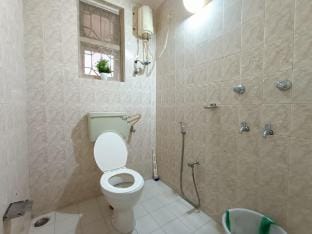 2BHK Near Calangute Beach With AC/WiFi/Backup- F2 Vacation rental in Calangute