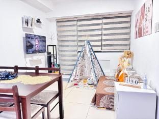 Urban Chic Condo @ The Residences at Commonwealth Apartment in Quezon City