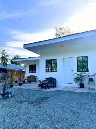 2 Bedroom Apartment, Close to the Beach, Quiet! Vacation rental in Puerto Princesa