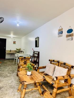 2 Bedroom Apartment, Close to the Beach, Quiet! Vacation rental in Puerto Princesa