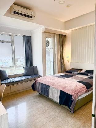 Luxurious, Expat-Friendly Menteng Park Suite Vacation rental in Jakarta