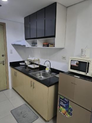 Views Worth the Pause Vacation rental in Quezon City