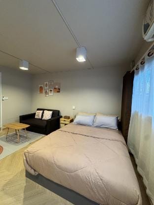Next Station Impact Arena เมืองทองธานี C5-WIFI Apartment in Bangkok