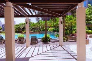 Uptown BGC 1BR Retreat |Balcony |nr Airport Apartment in Makati