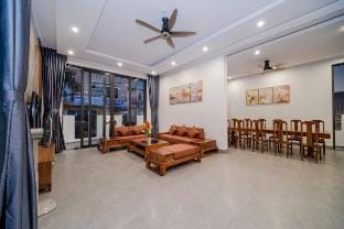 VT villa  trung tâm 10Br - 30K  Vacation rental in Vung Tau