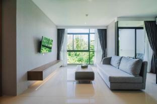1501 Beachfront 2BR at Wyndham Naithon Phuket Vacation rental in Phuket