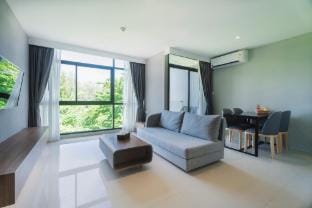 1501 Beachfront 2BR at Wyndham Naithon Phuket Vacation rental in Phuket