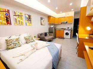 Avida Riala 1702 T1 IT Park Cozy Studio 350Mpbs Apartment in Lapu-Lapu City