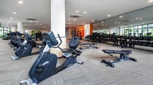 R&F Princess Cove by FUJU at JB⭐5 min to CIQ⭐中英文房东 Apartment in Johor Bahru