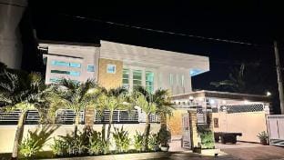 La Roma Private Resort Vacation rental in Calamba