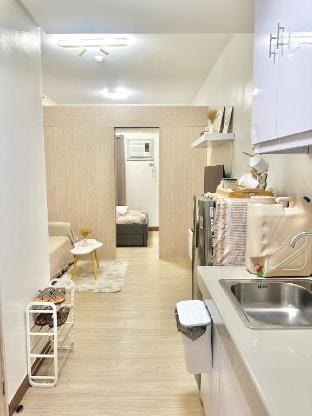 Dalisay Suite @ Trees Residences Vacation rental in Quezon City