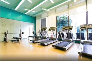 Forbestown BGC |Luxe 2BR loft| Pool & Gym Use Apartment in Makati