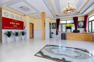 Villa 10 Room 100M Go To Beach Vacation rental in Vung Tau